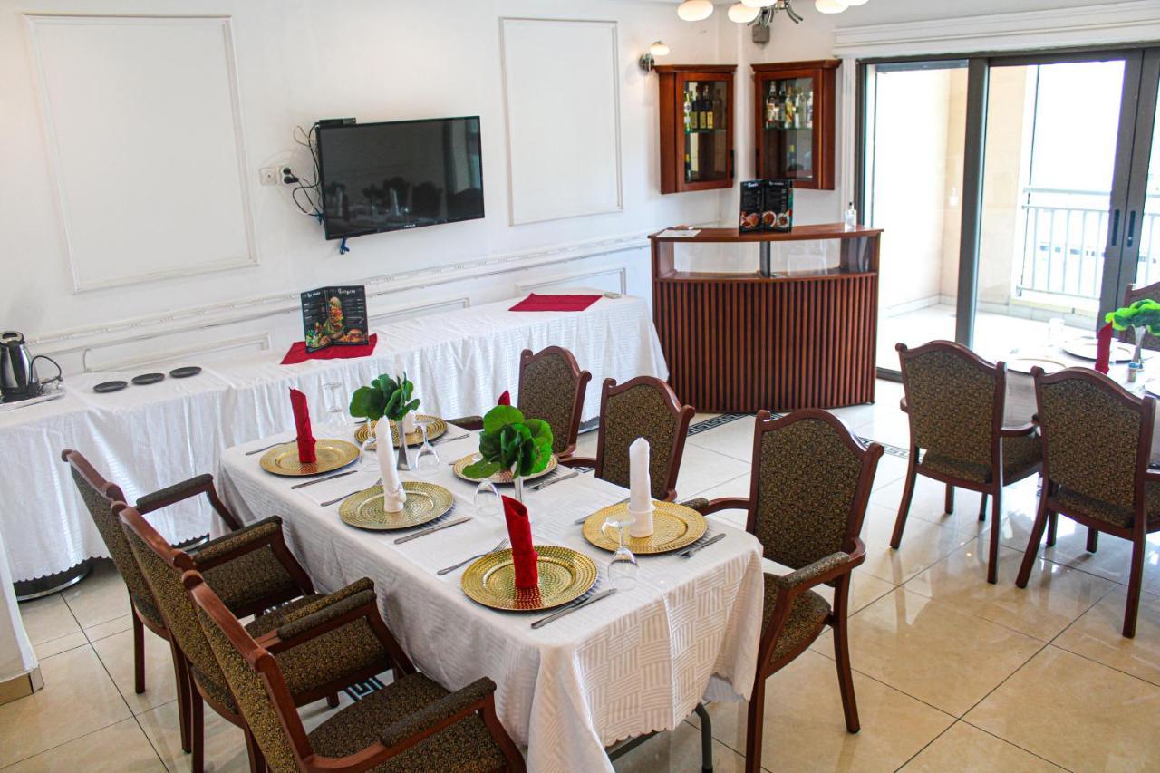 Residence Le Carat Bonapriso ดูอาลา ภายนอก รูปภาพ