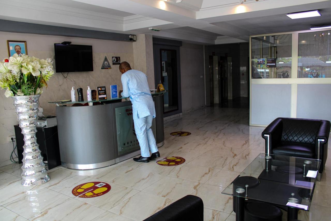 Residence Le Carat Bonapriso ดูอาลา ภายนอก รูปภาพ